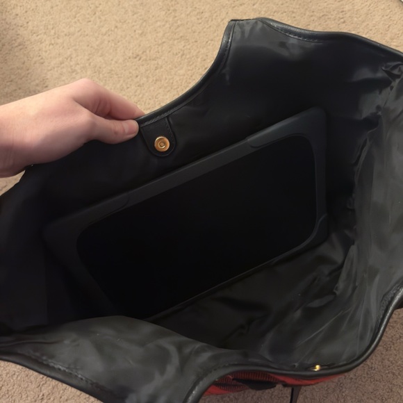 Victoria Secret Soft Plaid Tote - Picture 4 of 4